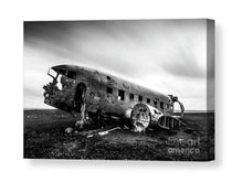 Load image into Gallery viewer, Scandinavian Print of Iceland&#39;s US Navy DC plane crash, Sólheimasandur beach prints - Sebastien Coell Photography
