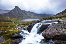 Load image into Gallery viewer, Welsh Photography of Ogwen Valley, Tryfan Photos and Mountain Photography for Sale Home Decor Gifts - SCoellPhotography
